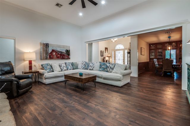 1700 Bowie Circle, Corsicana, TX 75110