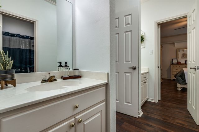 1700 Bowie Circle, Corsicana, TX 75110