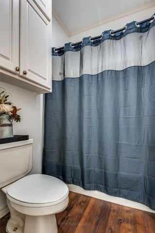 1700 Bowie Circle, Corsicana, TX 75110