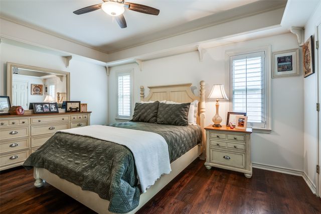1700 Bowie Circle, Corsicana, TX 75110