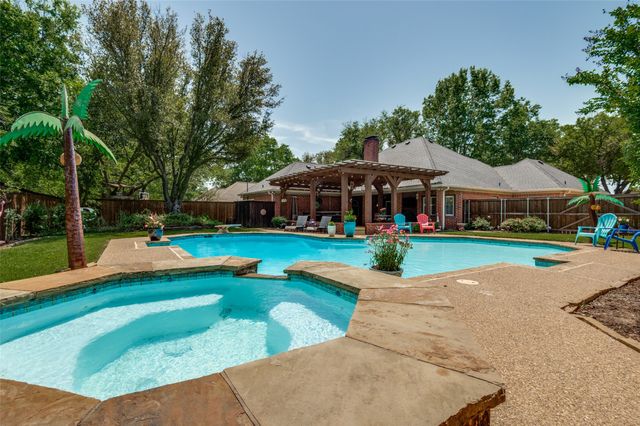 1700 Bowie Circle, Corsicana, TX 75110