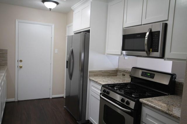 2834 Old Fort Road, Sugar Land, TX 77479