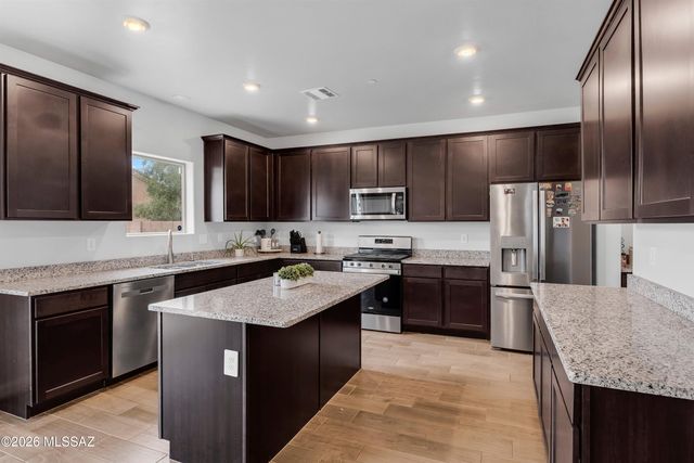 10003 N Ruby Range Trail, Marana, AZ 85653