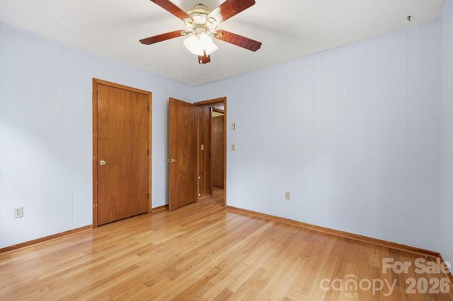 959 Oakmont Drive, Canton, NC 28716