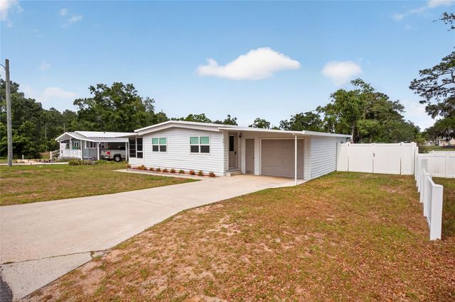 581 NE 64TH AVENUE, Ocala, FL 34470