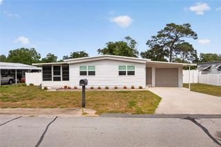 581 NE 64TH AVENUE, Ocala, FL 34470