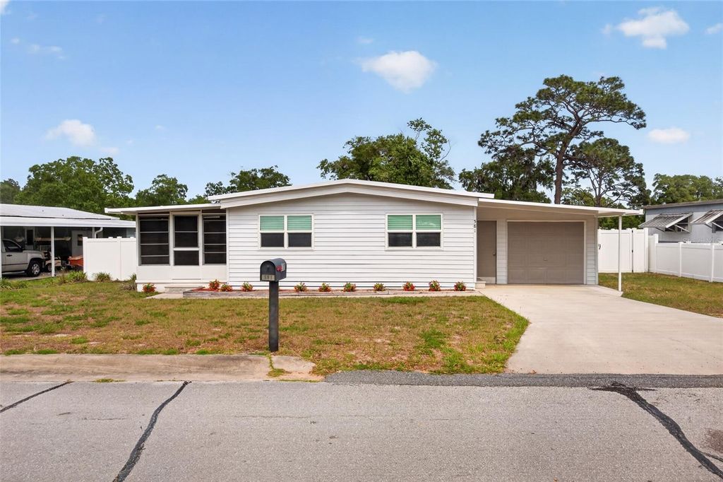 581 NE 64TH AVENUE, Ocala, FL 34470