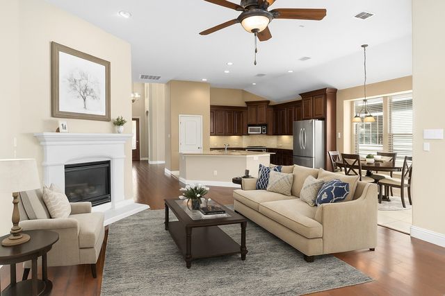 2633 Waters Edge Lane, Fort Worth, TX 76116