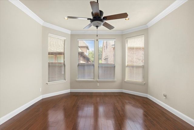 2633 Waters Edge Lane, Fort Worth, TX 76116