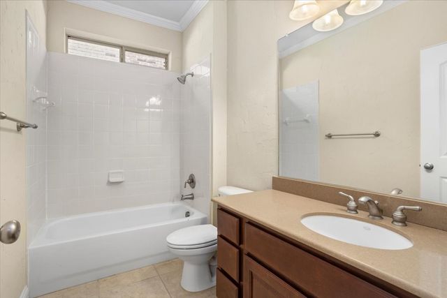 2633 Waters Edge Lane, Fort Worth, TX 76116