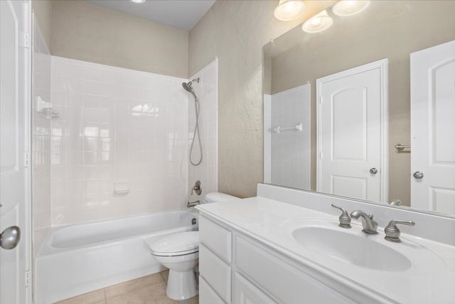 2633 Waters Edge Lane, Fort Worth, TX 76116