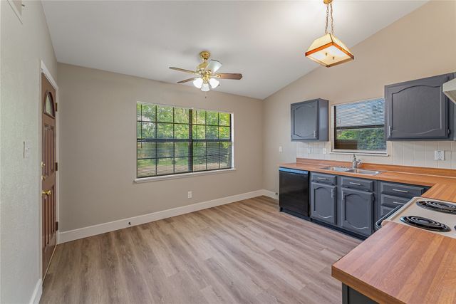 420 Whitney Street, Cedar Hill, TX 75104