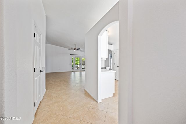 2508 E PARAISO Drive, Phoenix, AZ 85024