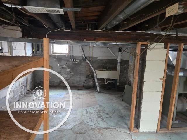 1607 Elk Street, Port Huron, MI 48060