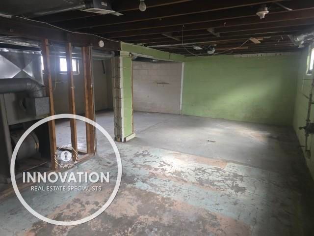 1607 Elk Street, Port Huron, MI 48060