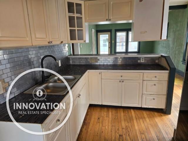 1607 Elk Street, Port Huron, MI 48060