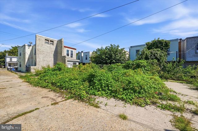 6210 R RACE, Philadelphia, PA 19139