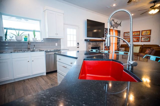 6401 Palomino Court, Athens, TX 75752