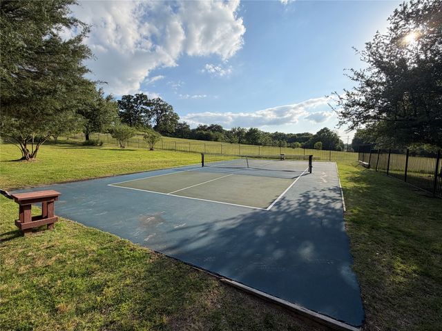 6401 Palomino Court, Athens, TX 75752