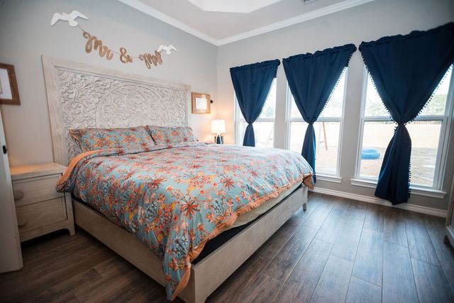 6401 Palomino Court, Athens, TX 75752