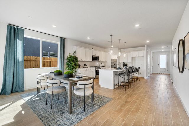 834 Traverse Drive S, Madera, CA 93636