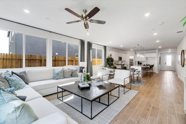 834 Traverse Drive S, Madera, CA 93636