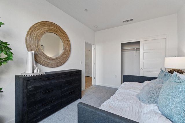 834 Traverse Drive S, Madera, CA 93636