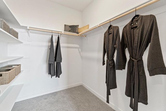 834 Traverse Drive S, Madera, CA 93636