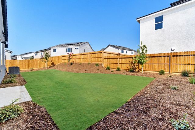 834 Traverse Drive S, Madera, CA 93636