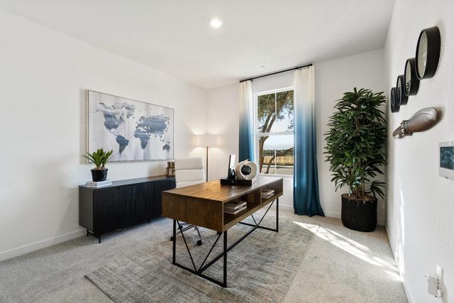 834 Traverse Drive S, Madera, CA 93636