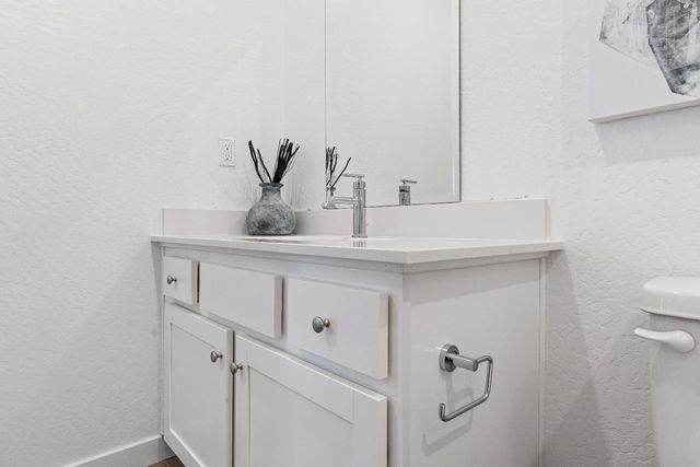 834 Traverse Drive S, Madera, CA 93636