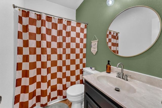 3235 E Charing Cross, Fayetteville, AR 72703