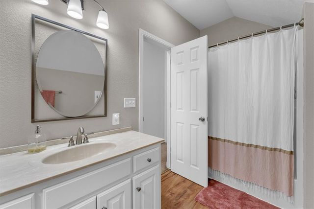 3235 E Charing Cross, Fayetteville, AR 72703