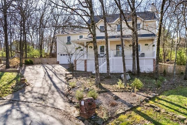 3235 E Charing Cross, Fayetteville, AR 72703