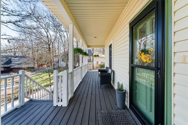 3235 E Charing Cross, Fayetteville, AR 72703