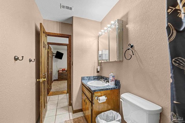 3525 Applewood Ln, Cantonment, FL 32533