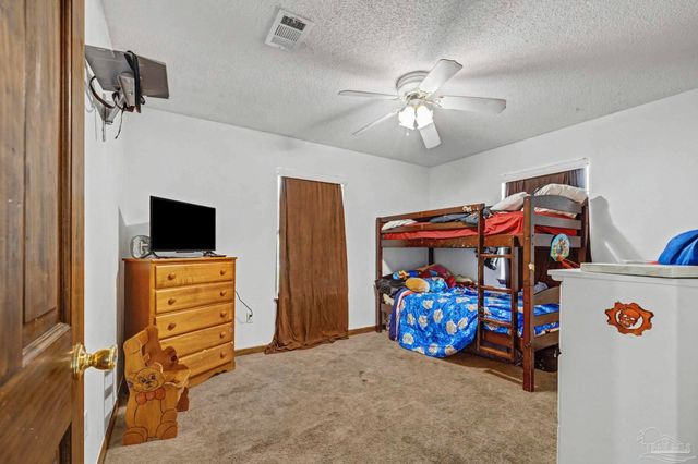 3525 Applewood Ln, Cantonment, FL 32533