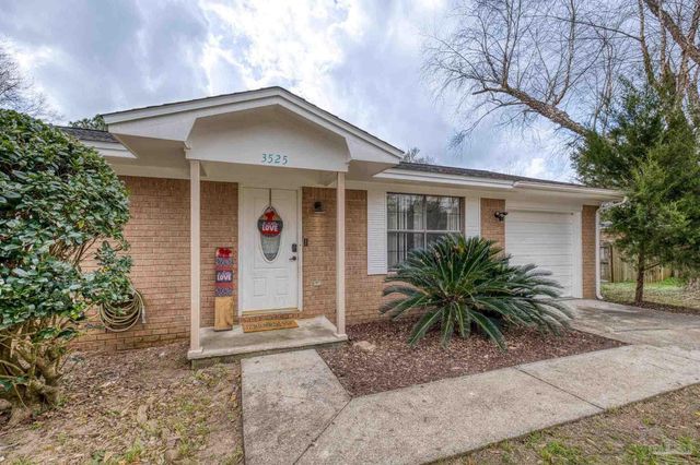 3525 Applewood Ln, Cantonment, FL 32533