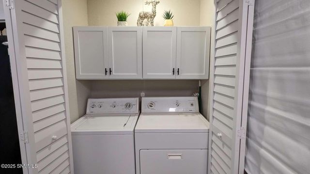 303 Racquet Drive 18, Ruidoso, NM 88345