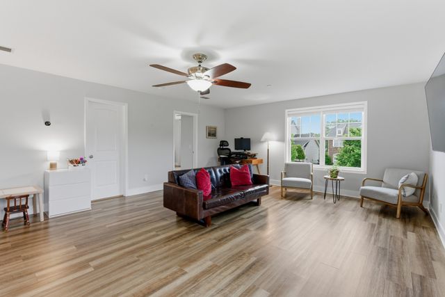 1303 Creekside Dr, Nolensville, TN 37135