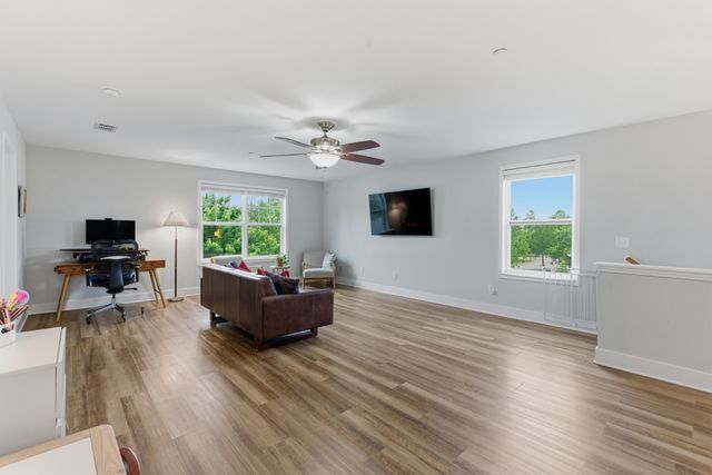 1303 Creekside Dr, Nolensville, TN 37135