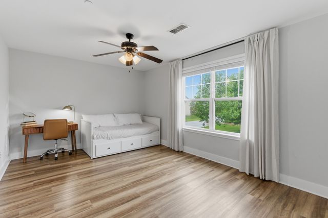 1303 Creekside Dr, Nolensville, TN 37135
