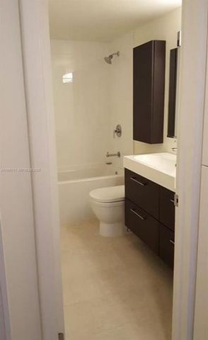 1080 94th St 210, Bay Harbor Islands, FL 33154