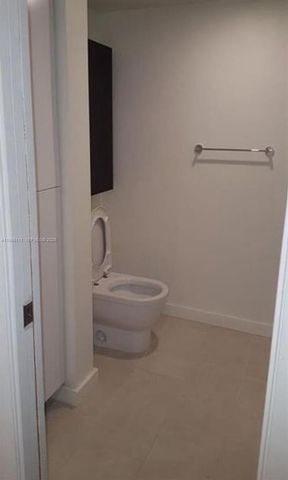 1080 94th St 210, Bay Harbor Islands, FL 33154