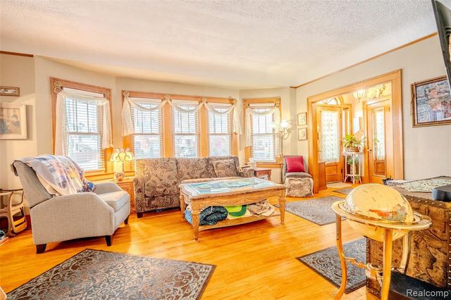 314 Orange Street, Wyandotte, MI 48192