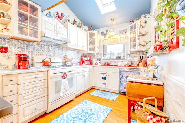 314 Orange Street, Wyandotte, MI 48192