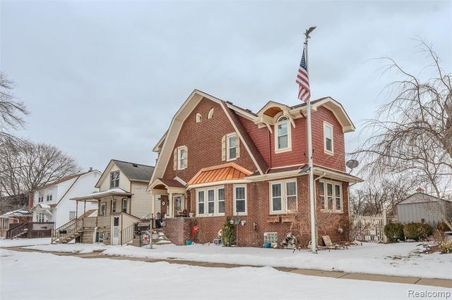 314 Orange Street, Wyandotte, MI 48192