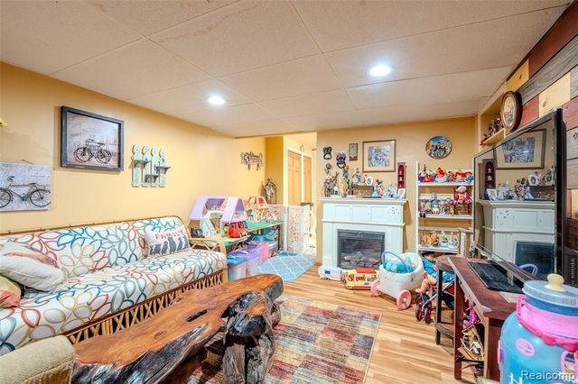 314 Orange Street, Wyandotte, MI 48192