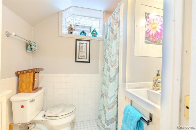 314 Orange Street, Wyandotte, MI 48192