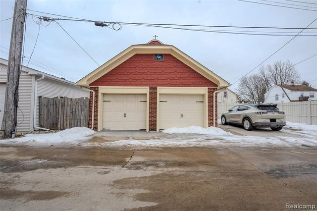 314 Orange Street, Wyandotte, MI 48192